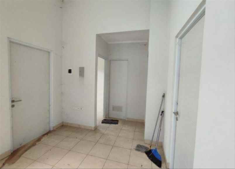 dijual rumah summarecon karawang