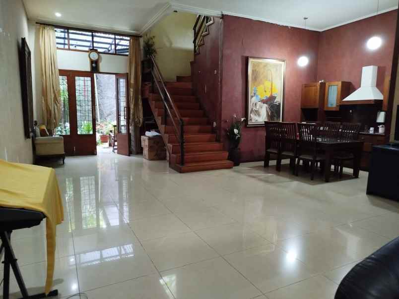 dijual rumah syp dago teuku angkasa