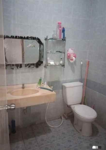 dijual rumah taman pondok indah