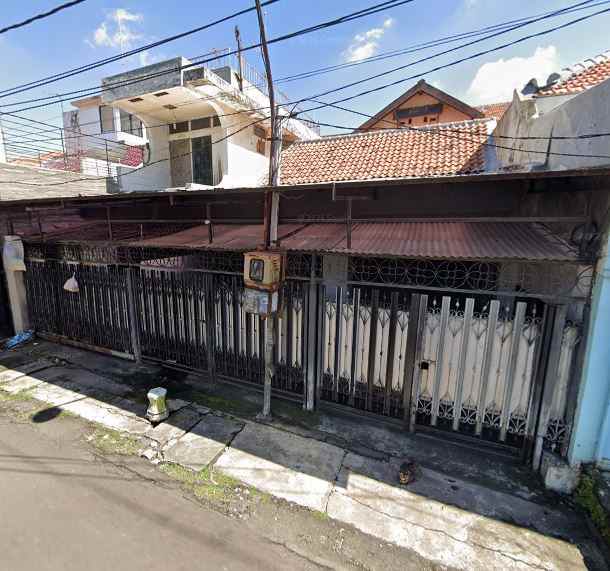 dijual rumah taman simolawang baru