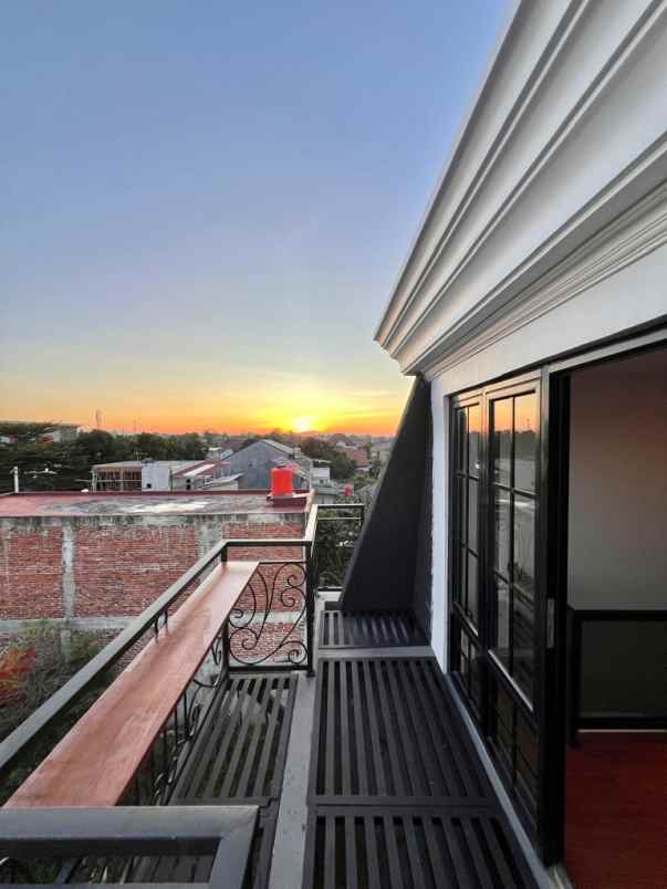 dijual rumah tanah baru depok