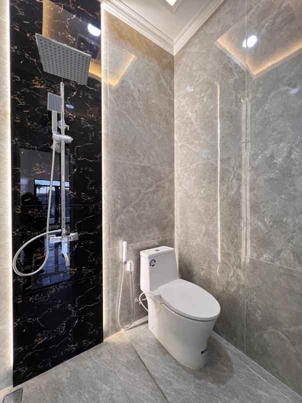 dijual rumah tanah baru depok