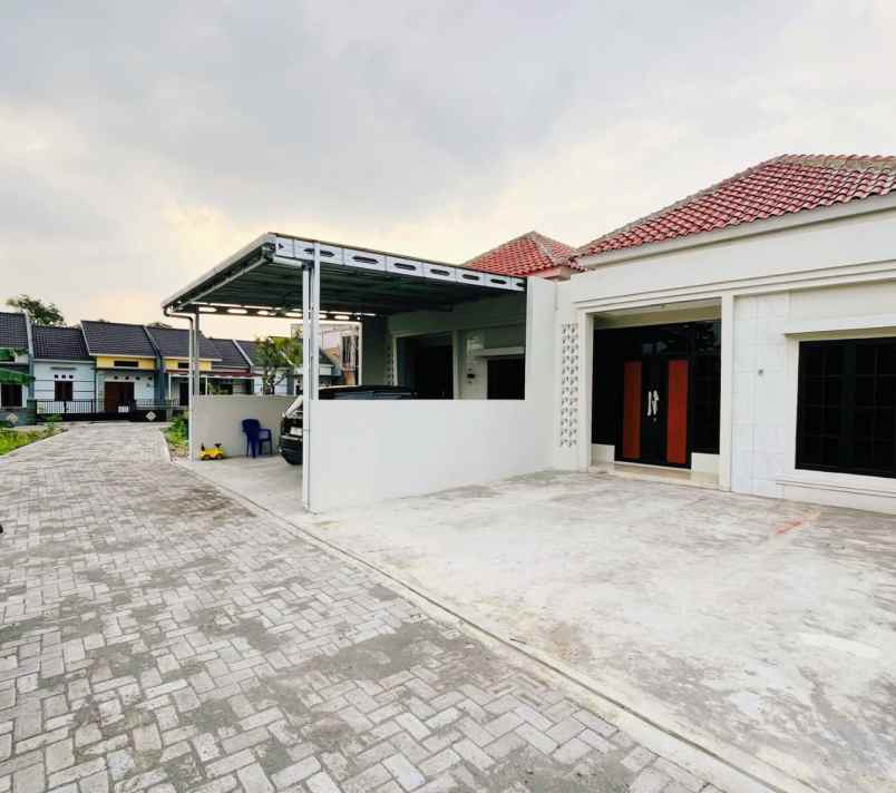dijual rumah tlogomulyo