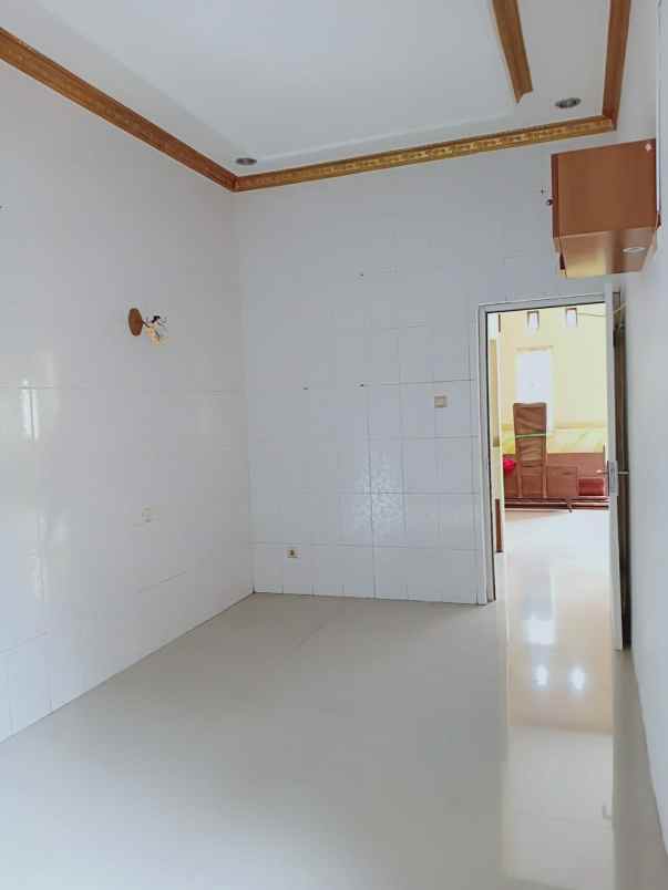 dijual rumah villa nusa indah 2