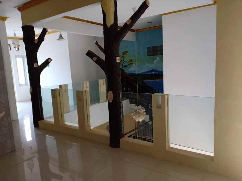 dijual rumah villa nusa indah 2