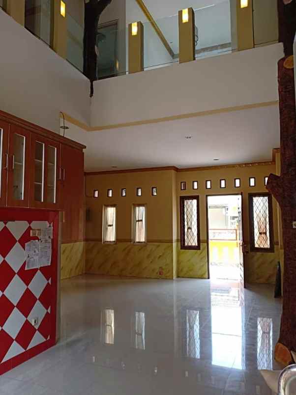 dijual rumah villa nusa indah 2