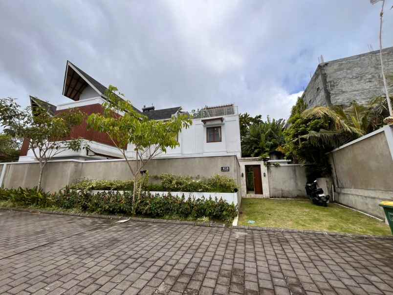 dijual rumah villa pecatu uluwatu