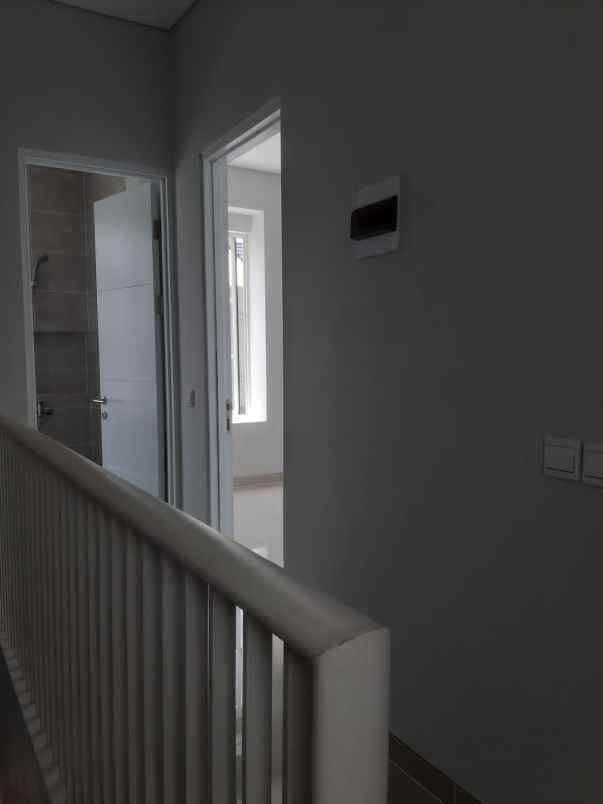 dijual rumah wisata bukit mas
