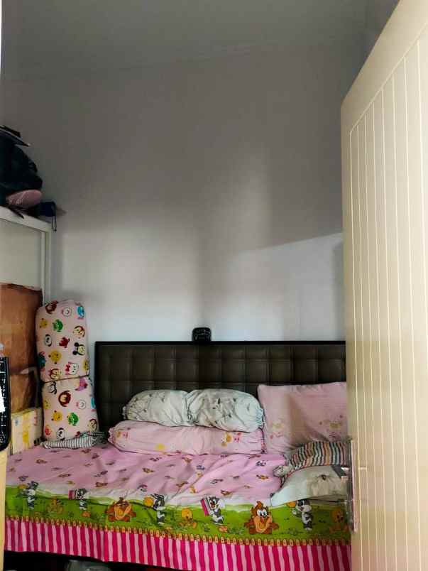 dijual rumah wisata semanggi