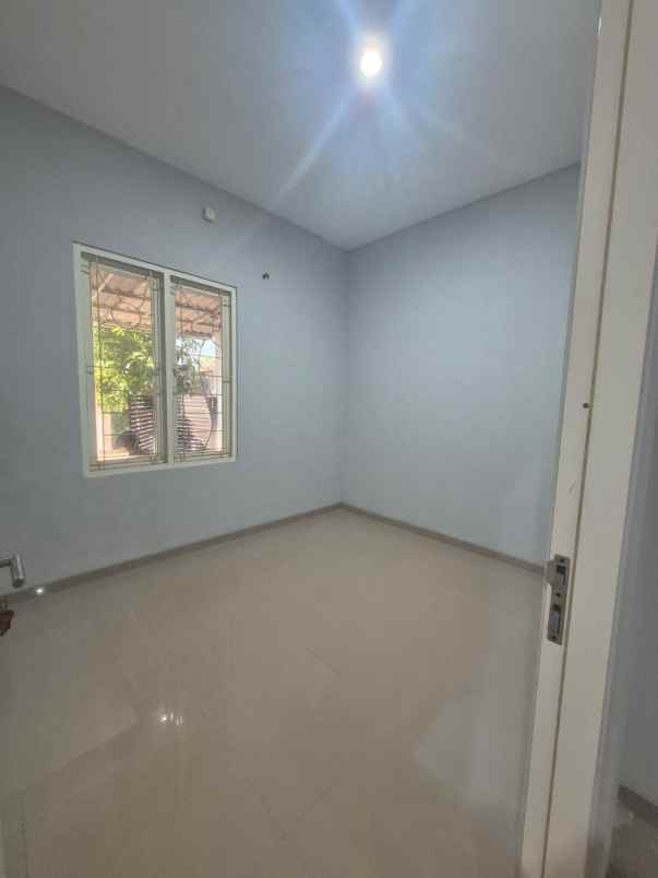dijual rumah wisma kedung asem