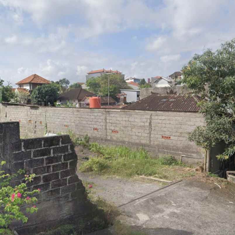 dijual tanah gatsu barat