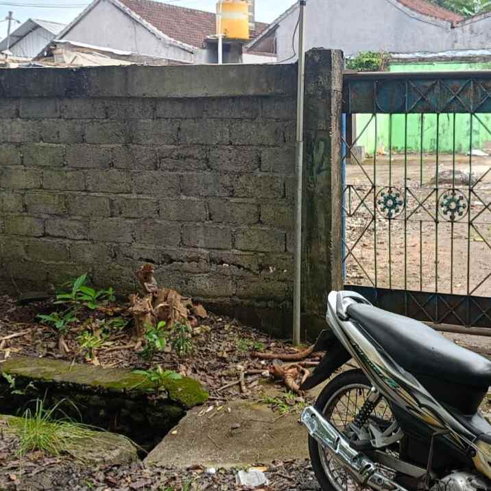 dijual tanah gatsu barat