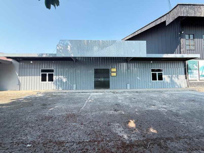 dijual tanah jalan raya bekasi cakung