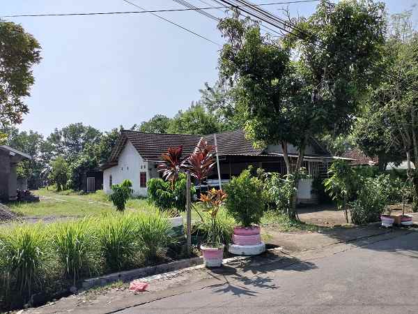 dijual tanah jl banjeng maguwoharjo