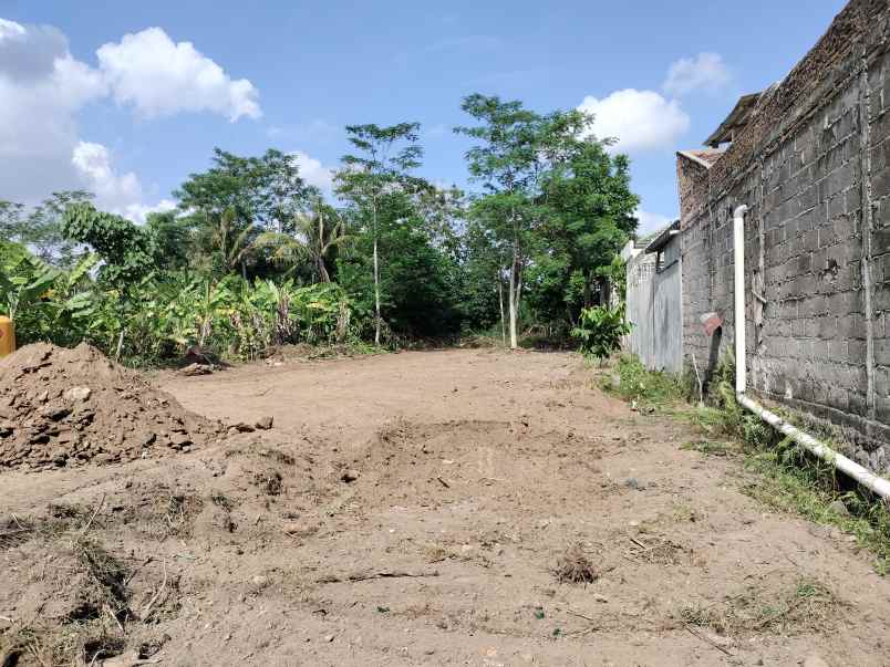 dijual tanah jl karangsari wedomartani