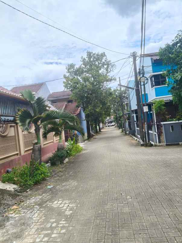 dijual tanah jombang ciputat