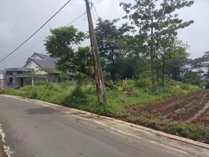 dijual tanah strategis pinggir jalan di cilimus