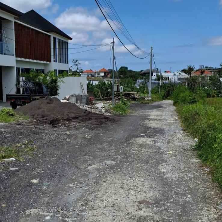 dijual tanah tumbak bayuh pererenan
