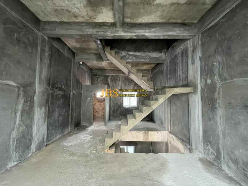 dijual villa komplek union mentari