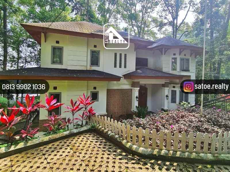 dijual villa mega indah villa estate