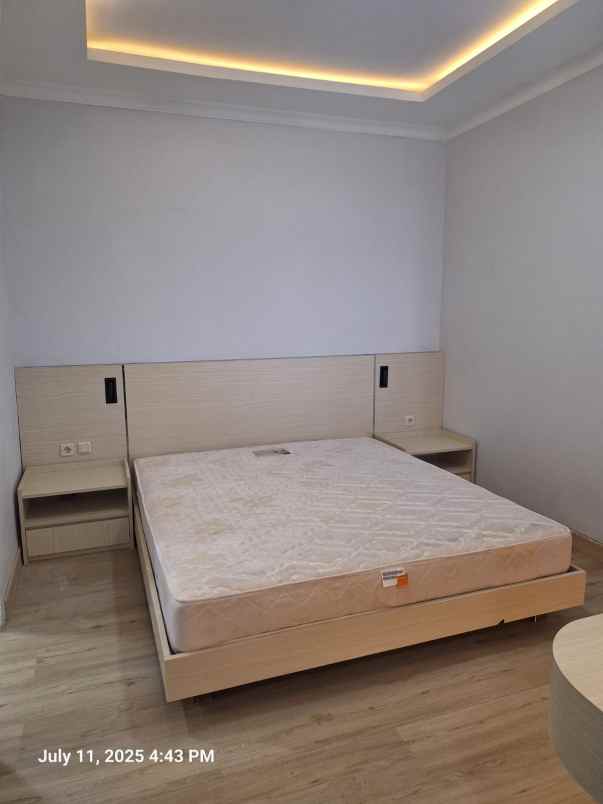 disewakan apartemen crown court lippo cikarang