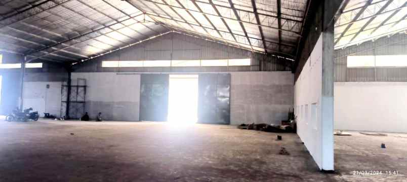 disewakan gudang di kim 1 medan