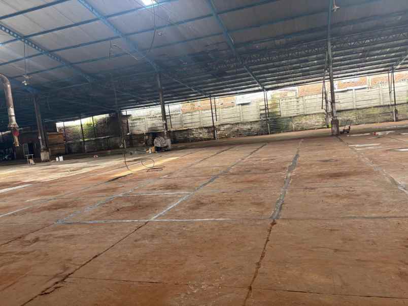 disewakan gudang di surabaya