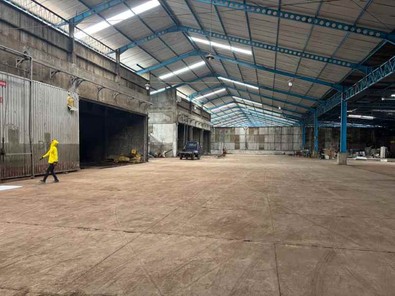 disewakan gudang di surabaya