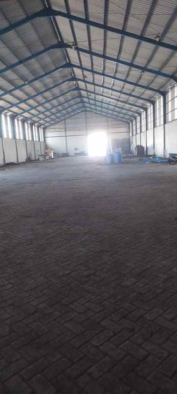 disewakan gudang pelemwatu menganti gresik