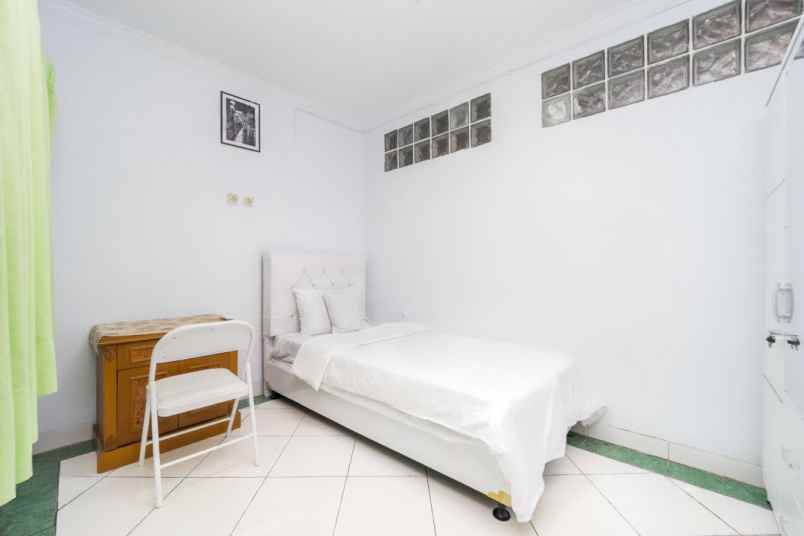 disewakan kost jl kampung melayu kecil 3