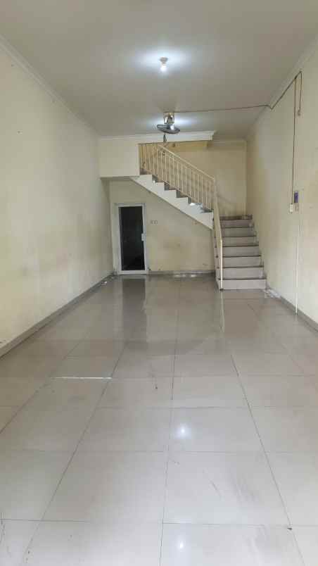 disewakan ruko 2 lantai strategis giwangan 75 jt tahun