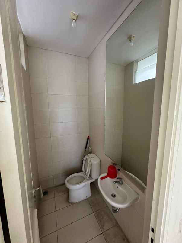 disewakan ruko gudang kantor bizhome