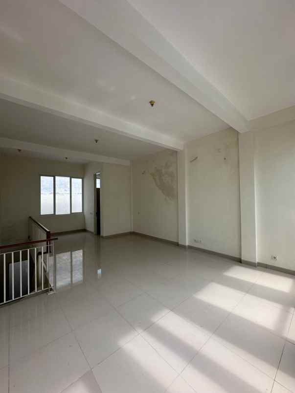 disewakan ruko gudang kantor bizhome