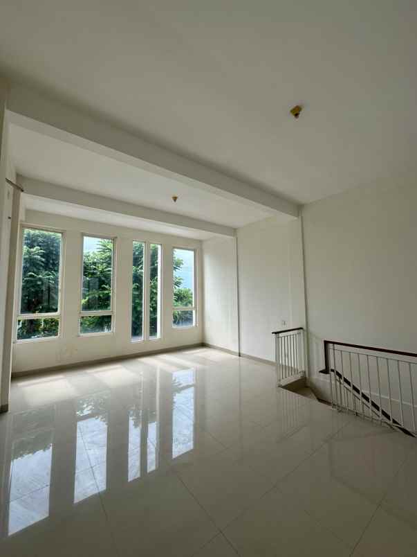 disewakan ruko gudang kantor bizhome