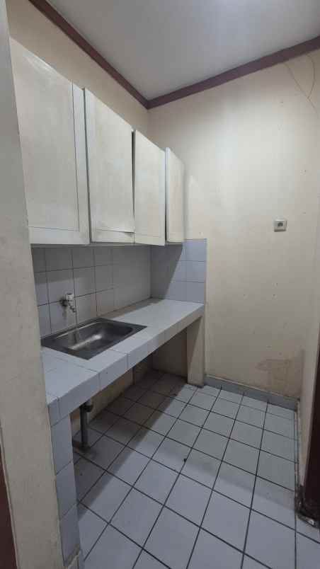 disewakan ruko gudang kantor jl bouelvard raya kelapa