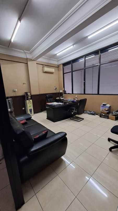 disewakan ruko gudang kantor kertajaya