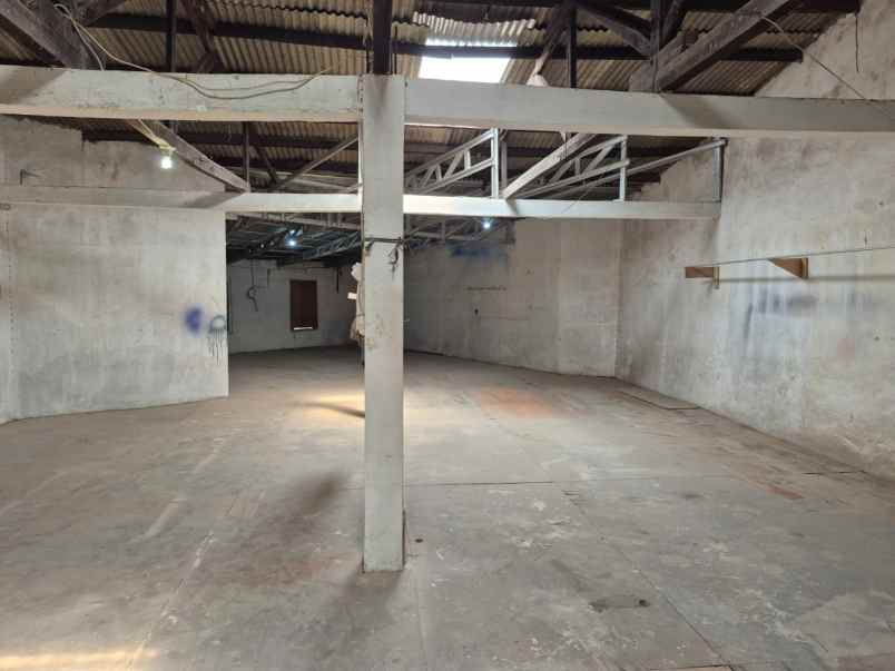 disewakan ruko gudang kantor letjen soeprapto