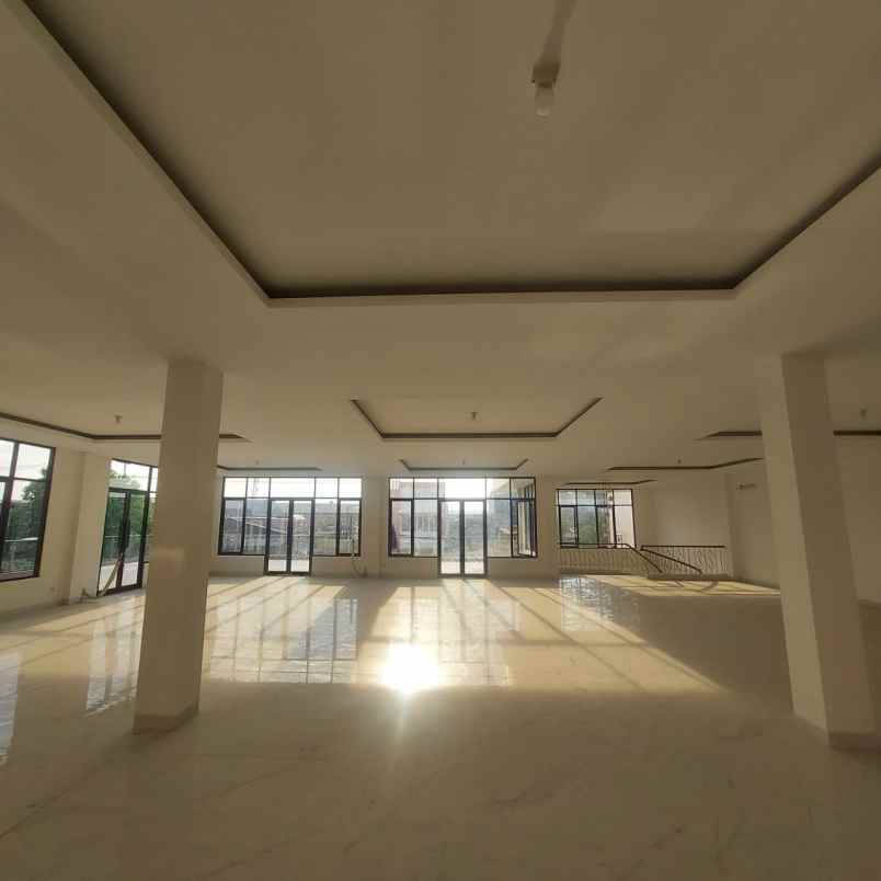 disewakan ruko gudang kantor raya rungkut menanggal