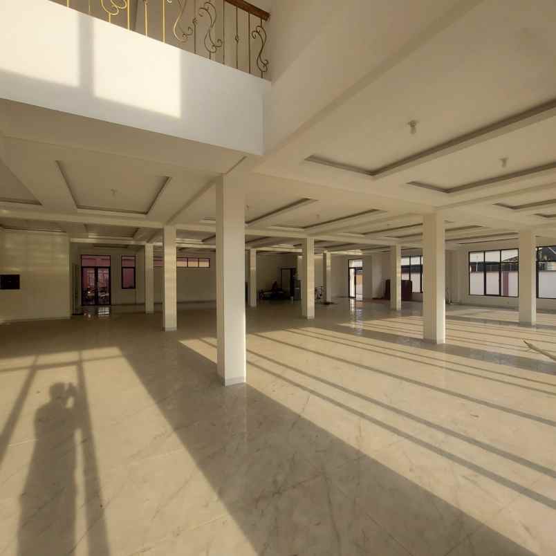 disewakan ruko gudang kantor raya rungkut menanggal