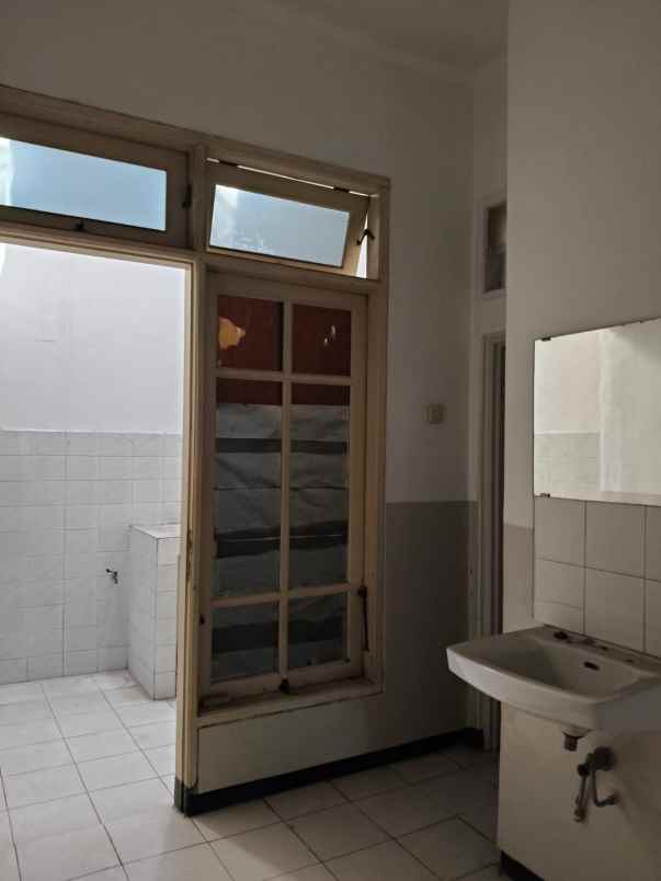 disewakan ruko gudang kantor wadungasri