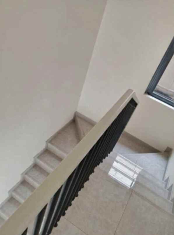 disewakan rumah cluster kelimutu asya jgc