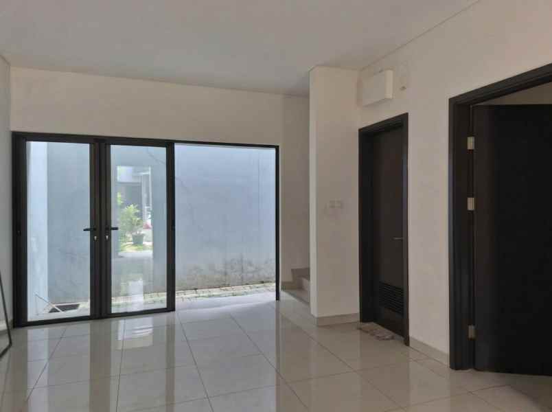 disewakan rumah cluster wisteria metland
