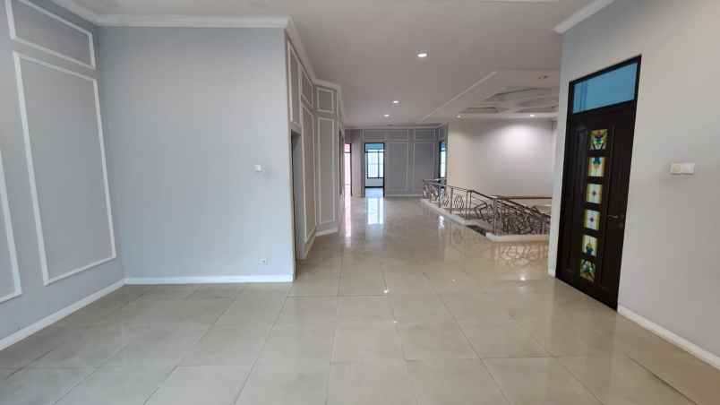 disewakan rumah dharmahusada indah