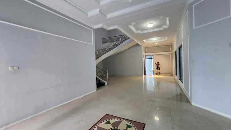 disewakan rumah dharmahusada indah