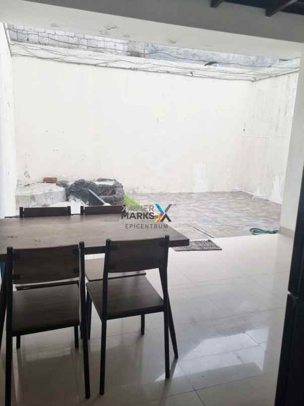 disewakan rumah di san antonio pakuwon city