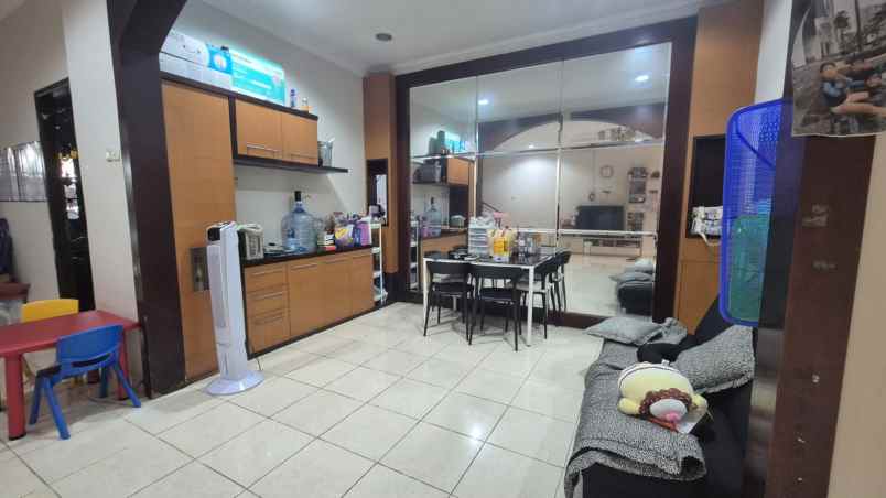 disewakan rumah gading pelangi gading