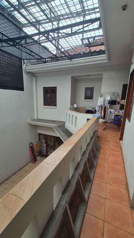 disewakan rumah gading pelangi gading