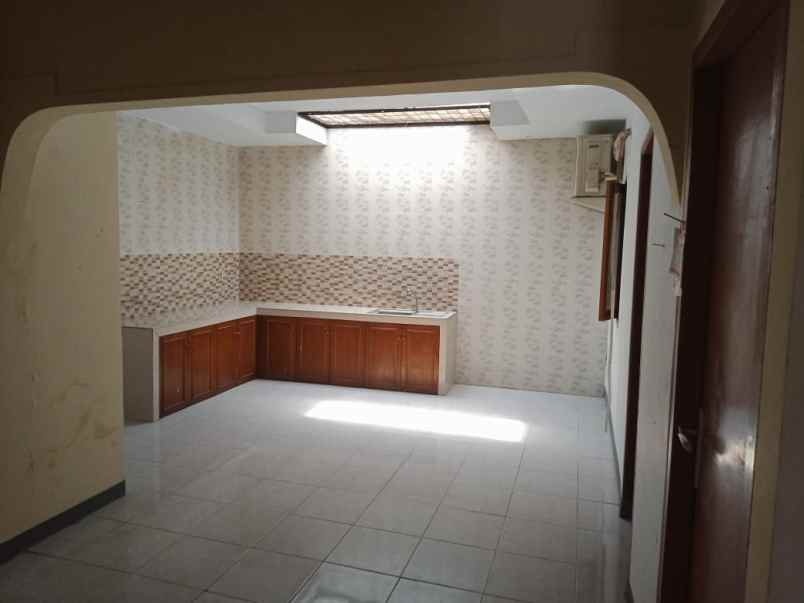 disewakan rumah harapan indah