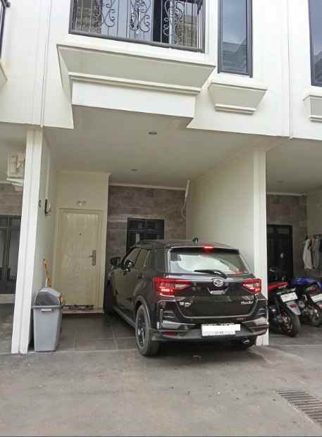 disewakan rumah jl cipinang muara 2