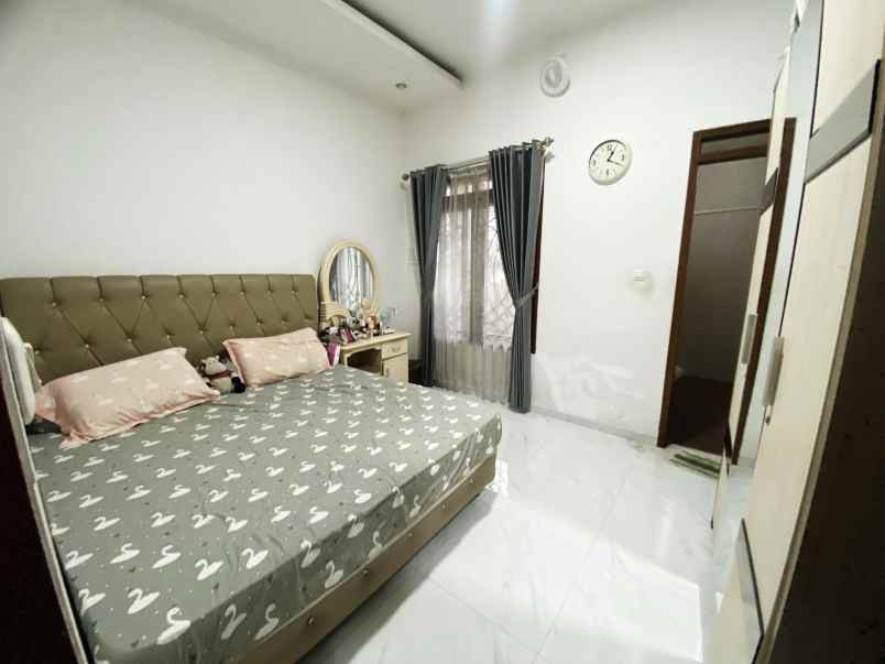disewakan rumah komplek perkebunan raya